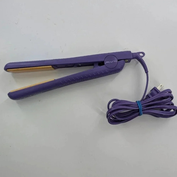 NuMe Silhouette 100% Ceramic Flat Iron - Picture 3 of 6